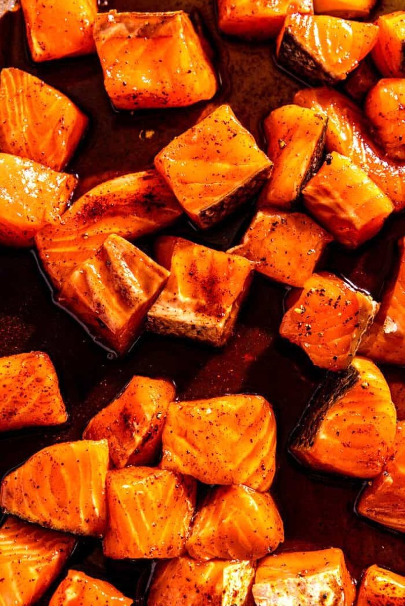 Salmon fillets caramelized with glossy BBQ glaze